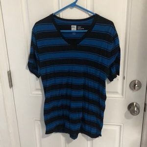 Black and blue stripes T-shirt